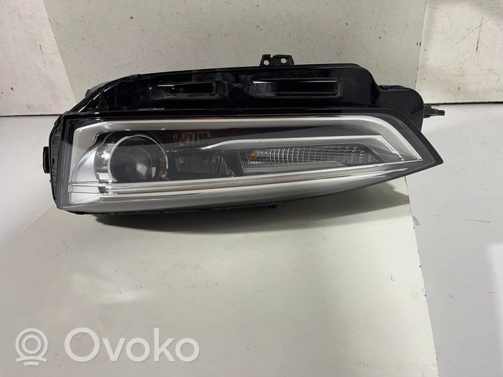 Audi A5 Lampa przednia 030110027103