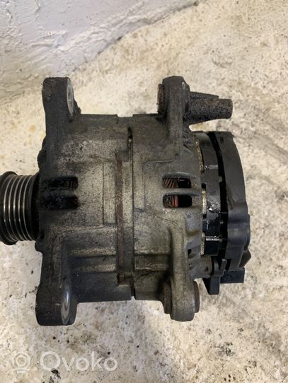 Skoda Octavia Mk1 (1U) Alternator 028903028E