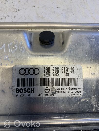 Audi A4 S4 B6 8E 8H Variklio valdymo blokas 038906019JQ