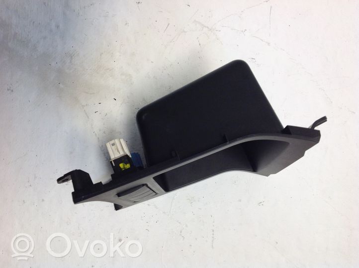 Volkswagen Golf V Consolle centrale del vano portaoggetti 1K0858329