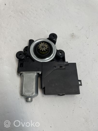 Volvo V50 Moteur de lève-vitre de porte arrière 30739184AC