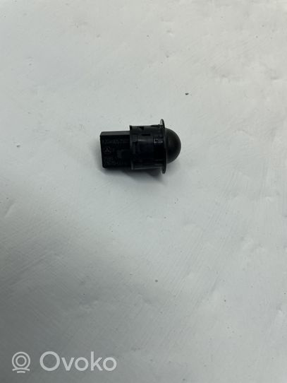 Mercedes-Benz C W204 Sensor de luz solar A2049057501