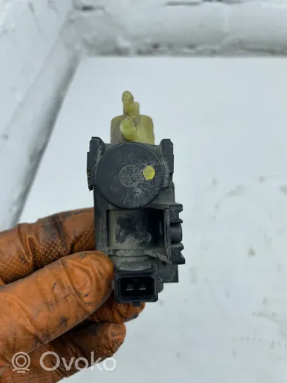 Renault Kangoo II Turbo solenoid valve 8200790180