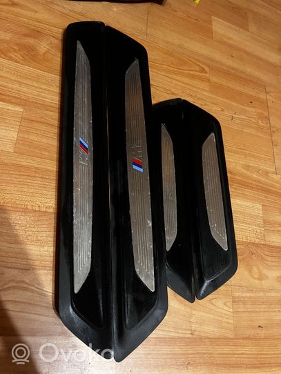BMW 3 GT F34 Set di rifiniture davanzale (interno) 8051037