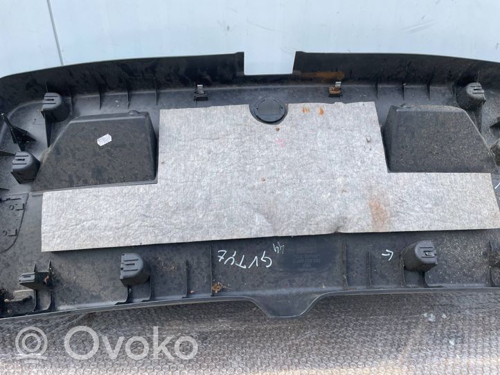 Volkswagen Golf V Takaluukun koristelista 1K6867601C