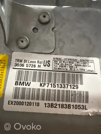 BMW M3 Airbag per le ginocchia KF715133719