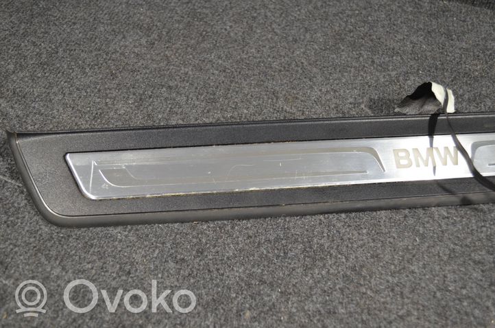 BMW 5 F10 F11 Etuoven kynnyksen suojalista 7337018