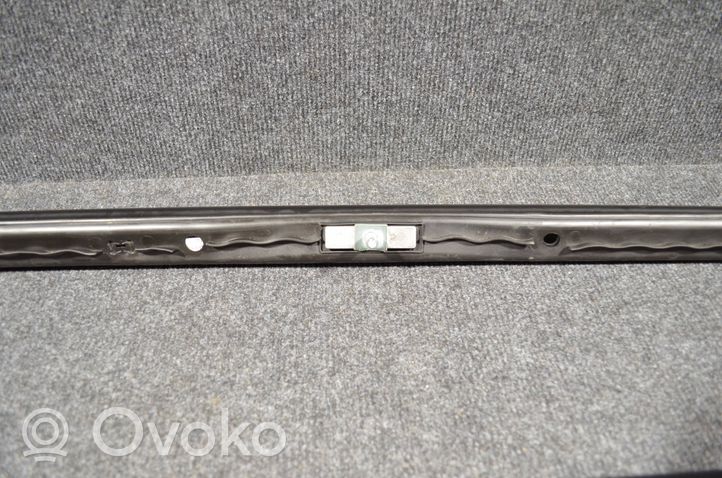 BMW 5 G30 G31 Kattokisko 7391710