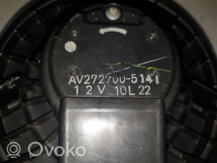 Toyota Verso Wentylator nawiewu / Dmuchawa AV272700