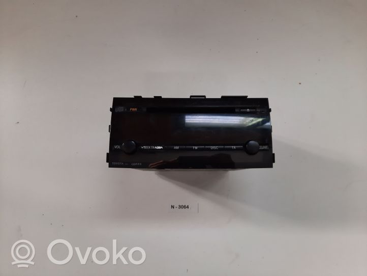 Toyota Prius (XW20) Radio/CD/DVD/GPS-pääyksikkö 8612047110