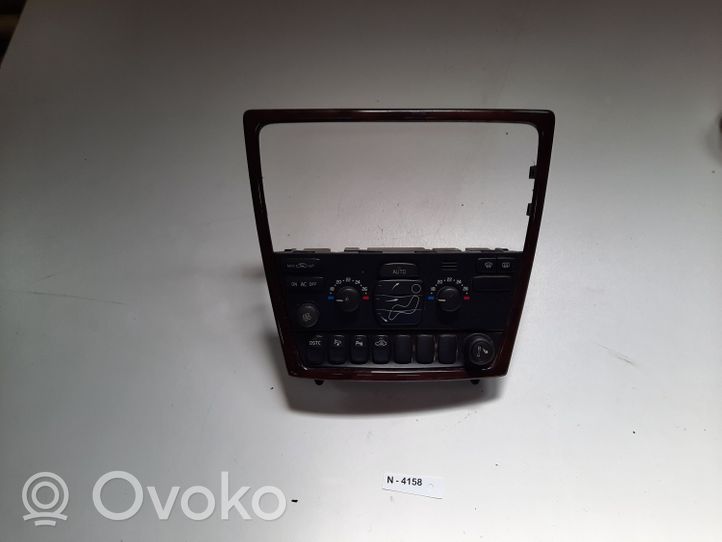 Volvo V70 Ilmastoinnin ohjainlaite 30746022