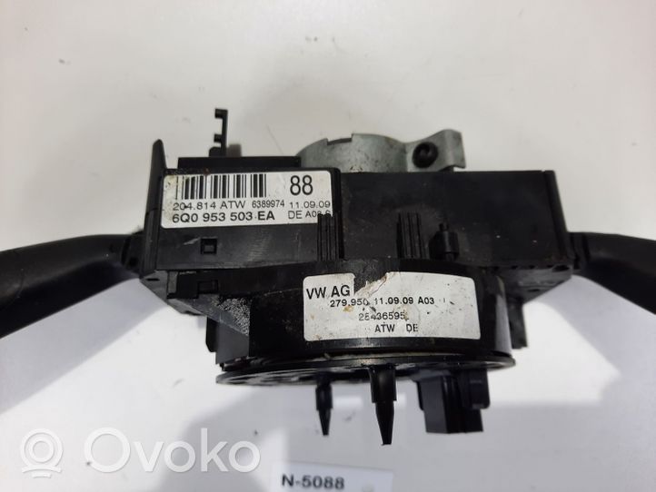 Volkswagen Polo V 6R Pyyhkimen/suuntavilkun vipukytkin 6Q0953503EA