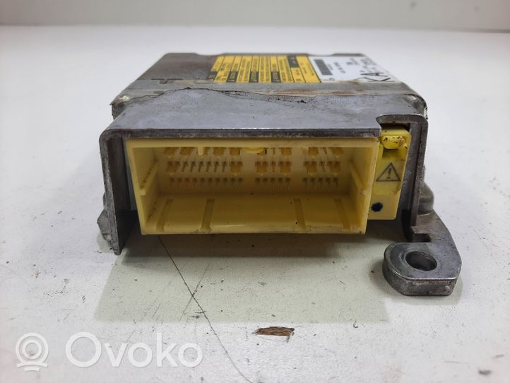 Toyota Avensis T270 Oro pagalvių valdymo blokas 8917005250