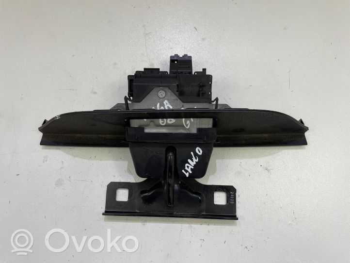 Ford Kuga I Serrure de vitre de coffre 01041170002