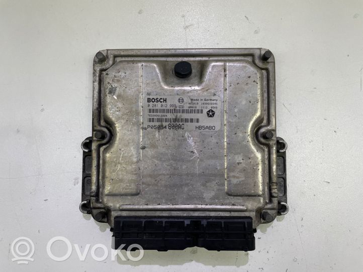 Chrysler Voyager Calculateur moteur ECU P05094800AC