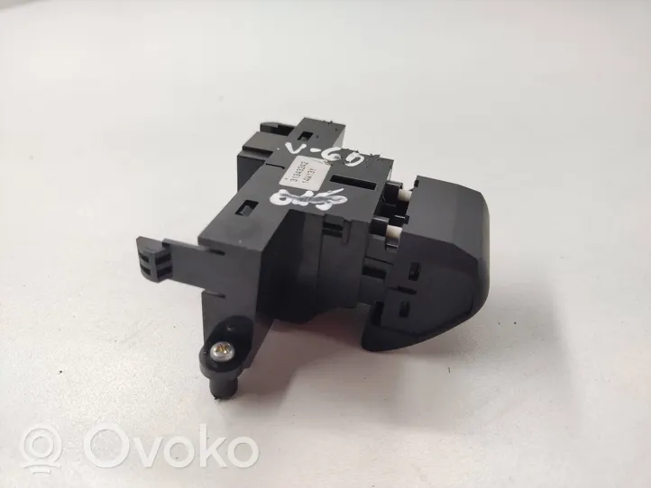 Volvo V60 Przycisk / Włącznik hamulca ręcznego 31343242