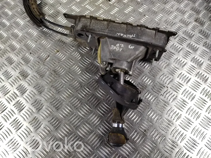 Volkswagen Touran I Gear selector/shifter (interior) 