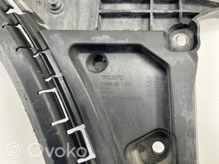 Volvo XC90 Front bumper mounting bracket 30698129