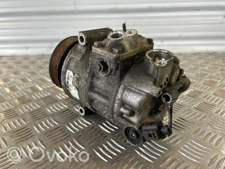 Volkswagen Touran I Ilmastointilaitteen kompressorin pumppu (A/C) 1k0820803s