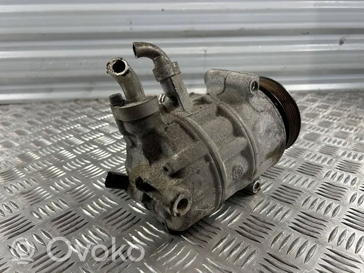 Volkswagen Golf VI Ilmastointilaitteen kompressorin pumppu (A/C) 1k0820808d