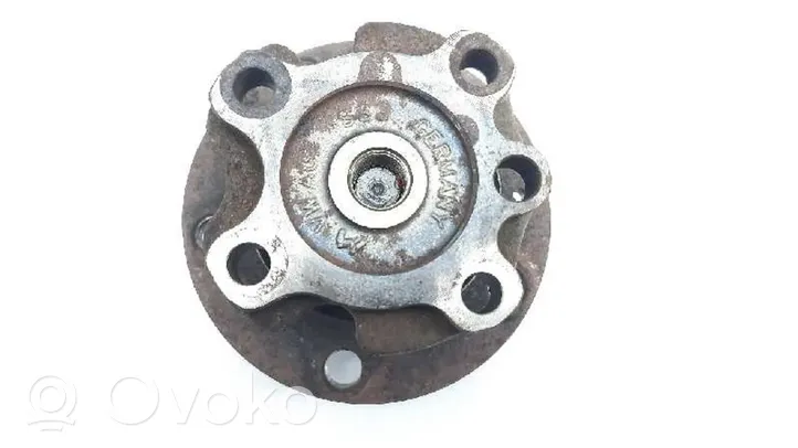 Skoda Octavia Mk3 (5E) Fuso a snodo con mozzo ruota anteriore 8V0598625