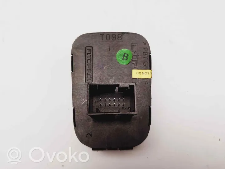 Fiat Qubo Hazard light switch 07355952180