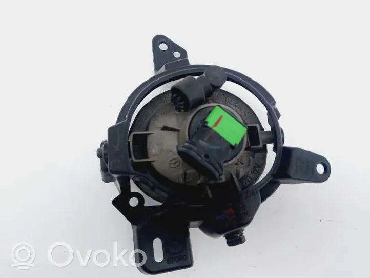 Mazda 2 Światło przeciwmgłowe przednie TK2151680A