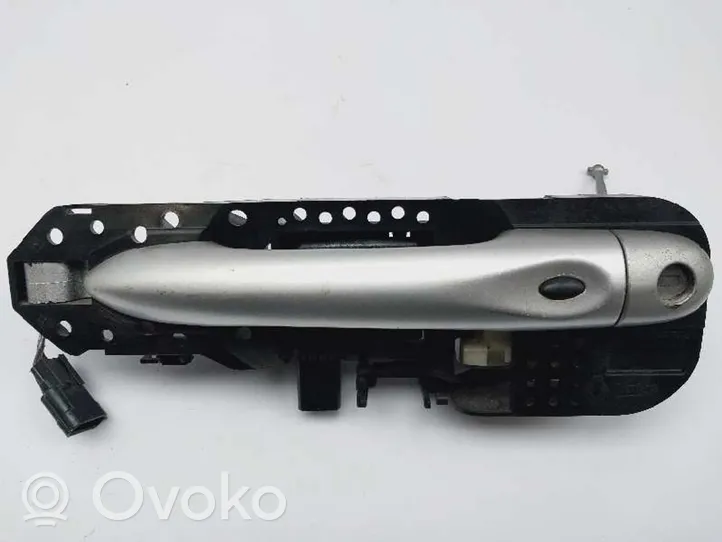 Renault Fluence Klamka zewnętrzna drzwi przednich 806070033R