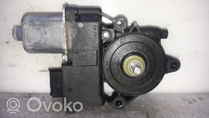 Citroen C4 Aircross Takaoven ikkunan nostomoottori 0130822576