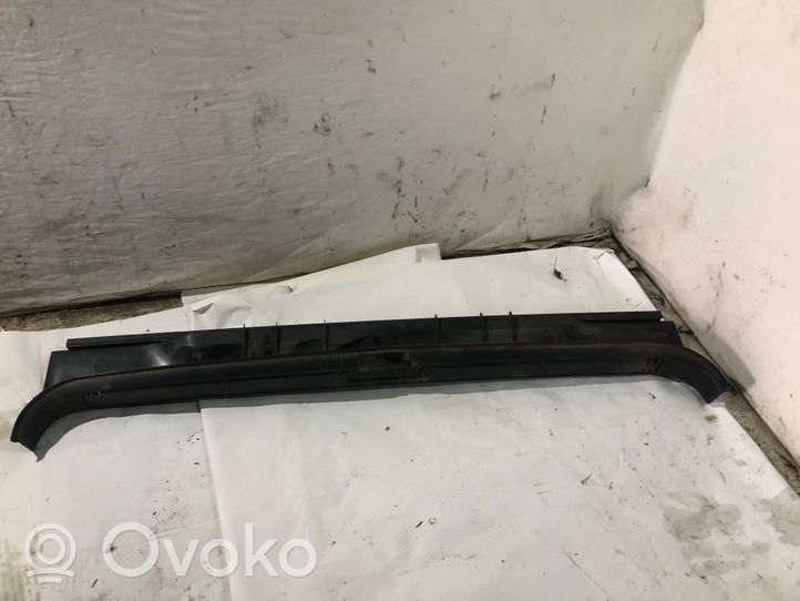 Audi A4 S4 B5 8D Rivestimento di protezione sottoporta del bagagliaio/baule 8D9864483