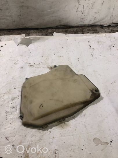 BMW 5 E39 Fuse box cover 1740707