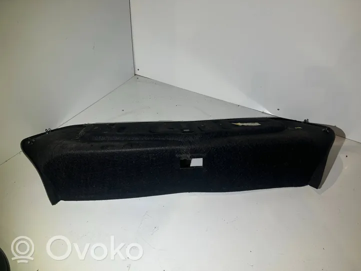 BMW 5 E39 Tailgate trim E98186808