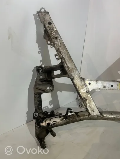 BMW 5 E39 Front subframe 1092867