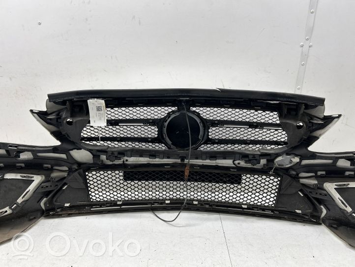 Mercedes-Benz C W205 Zderzak przedni A2058801804