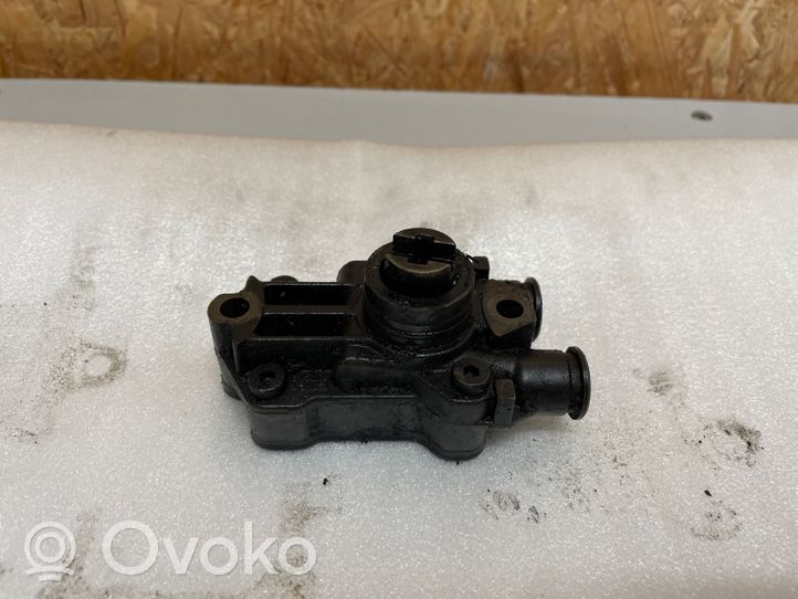 Mercedes-Benz E W210 Pompe d'injection de carburant à haute pression A6110900350