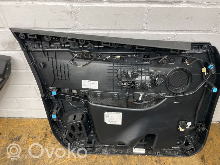 BMW 2 F46 Verkleidung Tür vorne 2446808