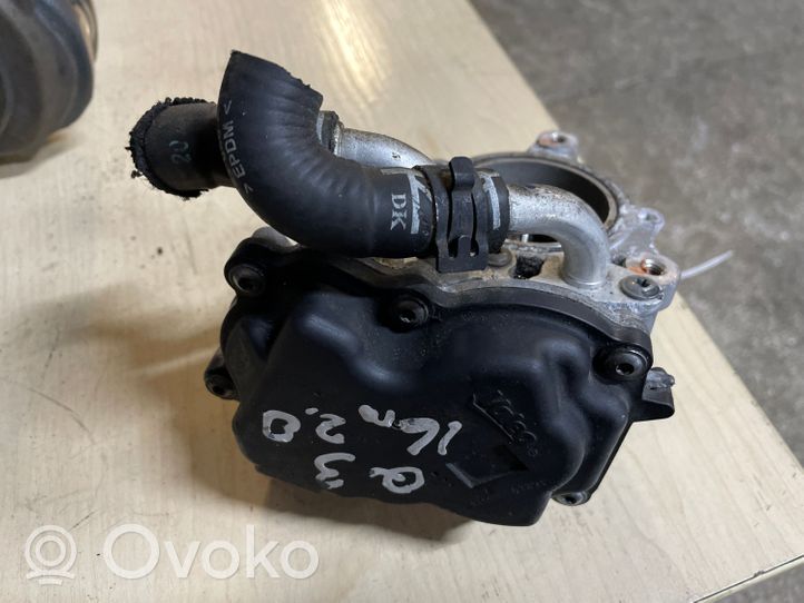 Audi Q3 8U Throttle valve 04L128059