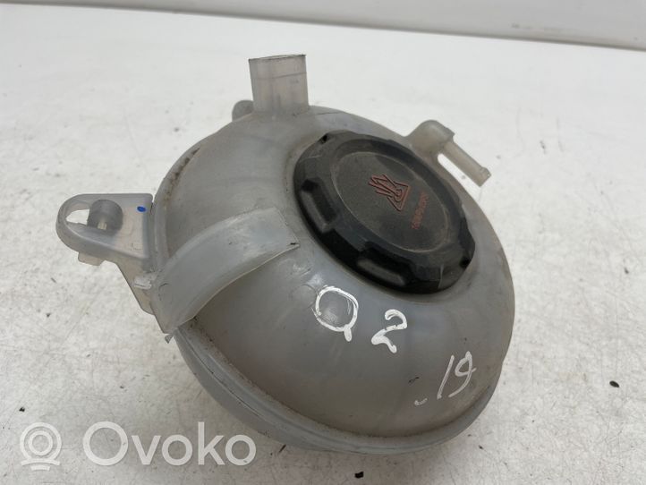 Audi Q2 - Serbatoio di compensazione del liquido refrigerante/vaschetta 5Q0121407G