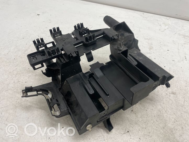 BMW 1 F20 F21 Altra parte del vano motore 8606552