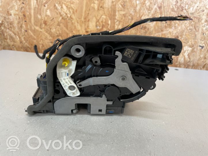 BMW 2 F46 Etuoven lukko 728194309