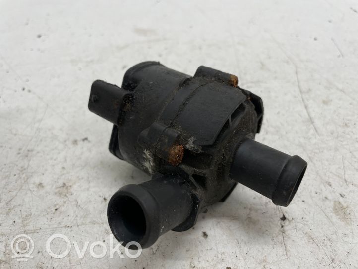 Audi Q3 8U Pompa elettrica dell’acqua/del refrigerante ausiliaria 5Q0121591AN