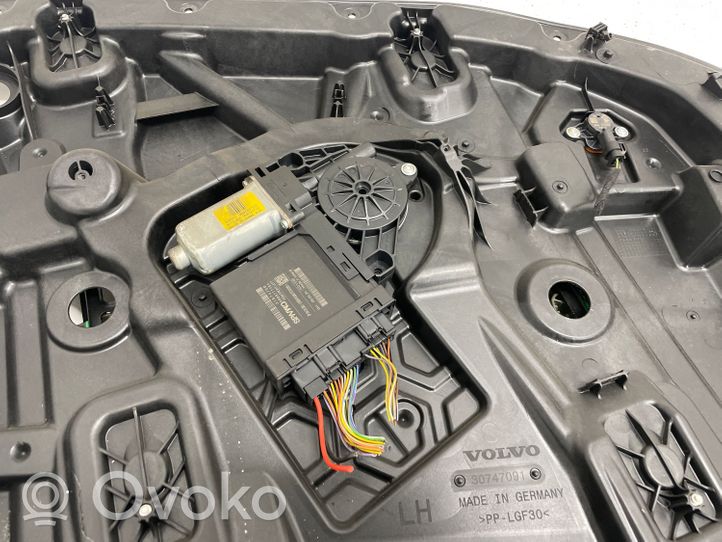 Volvo XC40 Elektryczny podnośnik szyby drzwi przednich 30747091