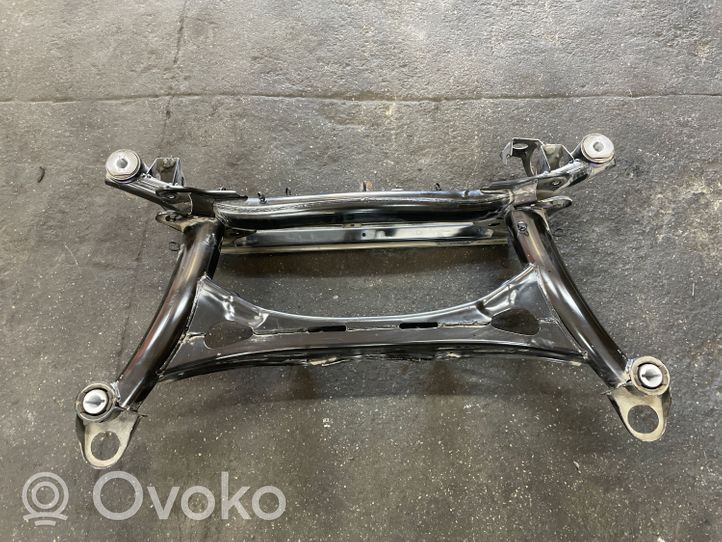 Volvo XC40 Sottotelaio posteriore 32269606