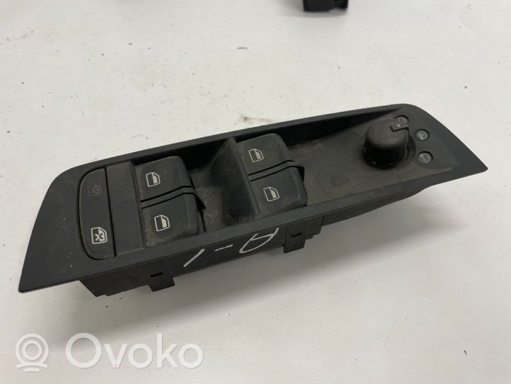 Audi A1 Przyciski szyb 8X4959522A