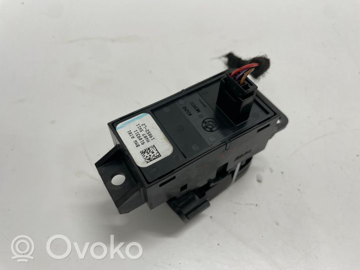 BMW 5 G30 G31 Interruttore del freno di stazionamento/freno a mano 9109311