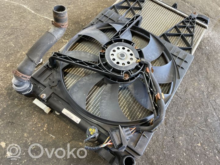 Skoda Fabia Mk2 (5J) Set del radiatore 6Q0121253R