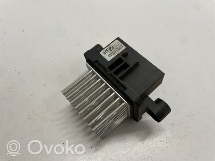 Opel Astra K Heater blower fan relay 13506209