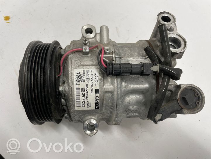 Opel Insignia B Kompresor / Sprężarka klimatyzacji A/C 39157292