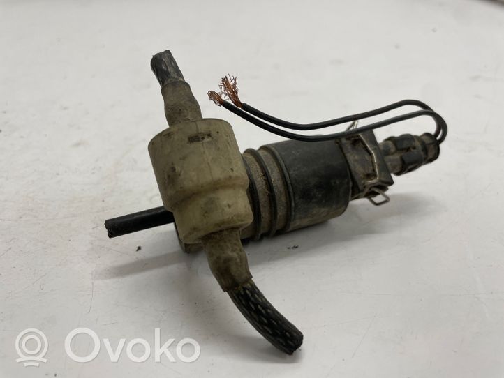 Opel Zafira C Windscreen/windshield washer pump 