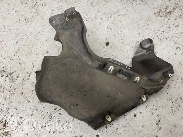 BMW 3 G20 G21 Protezione inferiore 7340868